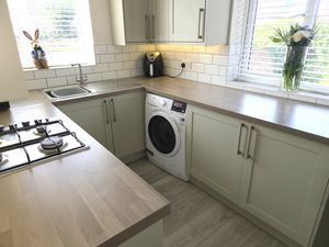 Kitchen- click for photo gallery